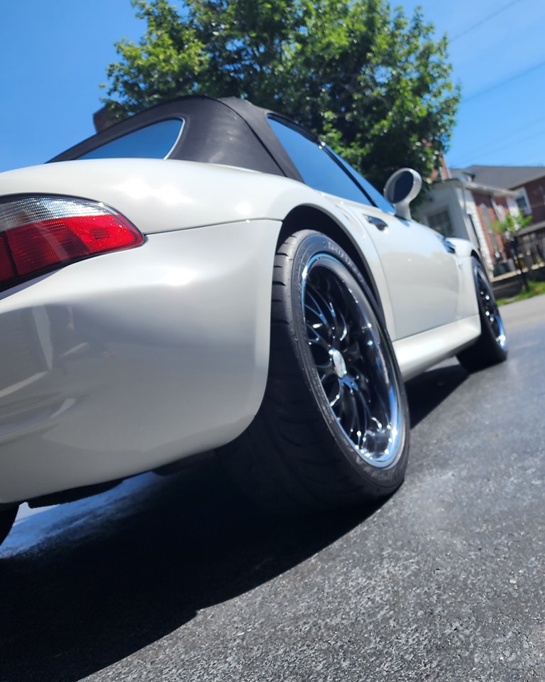 From Drab to Fab: The Transformative Power of Auto Detailing 